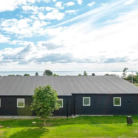 Bjert Xviii Feriehus Binderup Strand